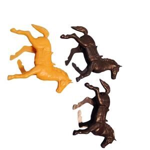 Vintage Plastic Horses Toy Lot – Mixed Breeds & Colors – Retro Collectible